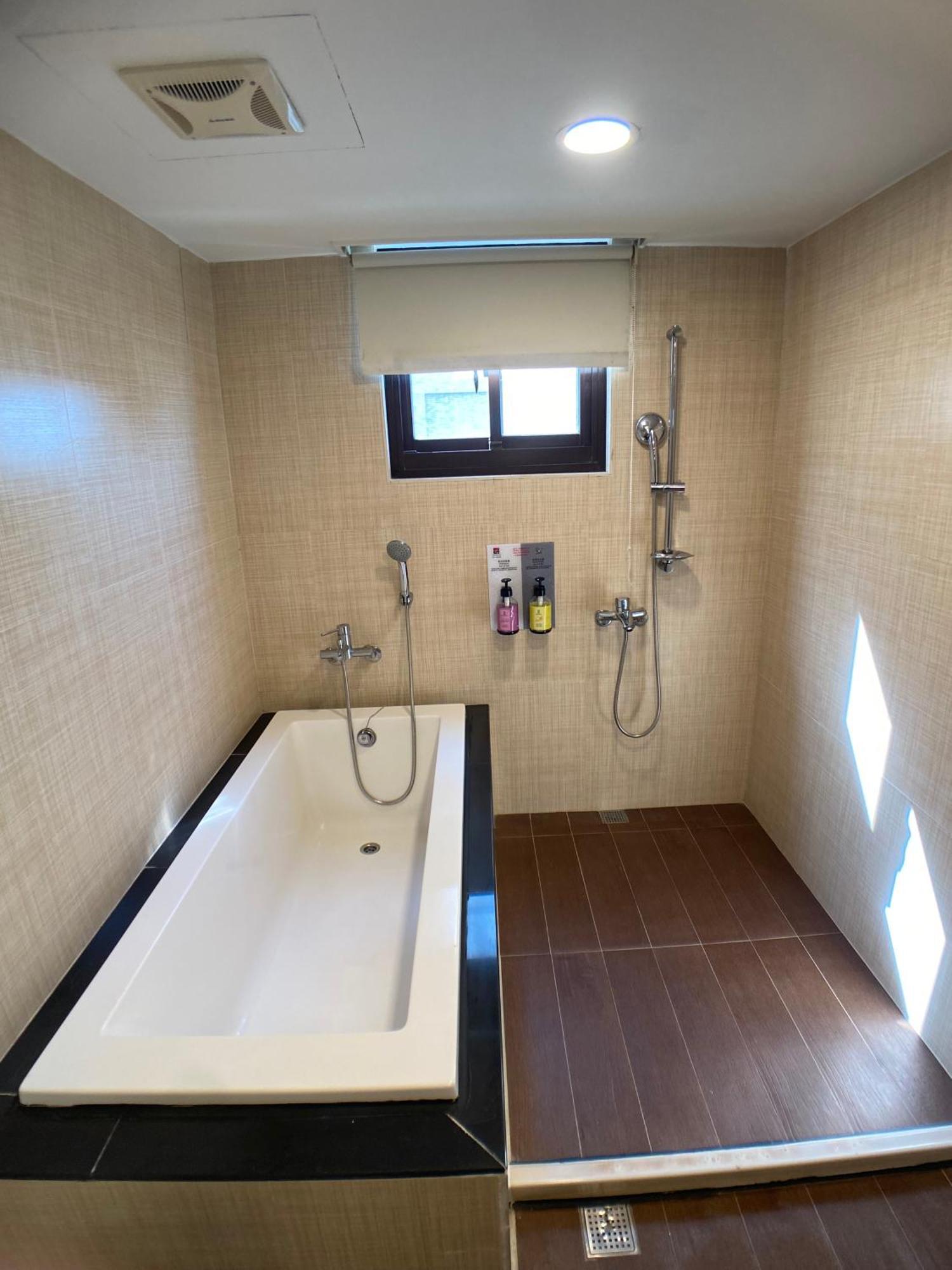 Taichung Saint Hotel Extérieur photo