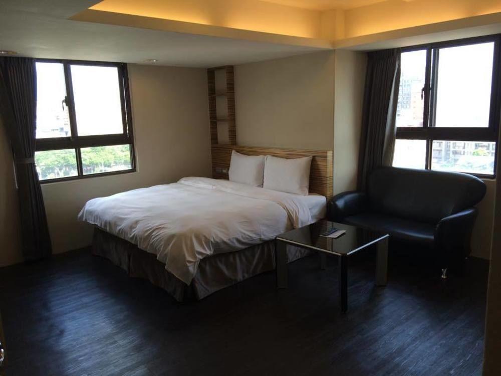 Taichung Saint Hotel Extérieur photo