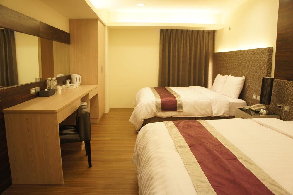 Taichung Saint Hotel Extérieur photo