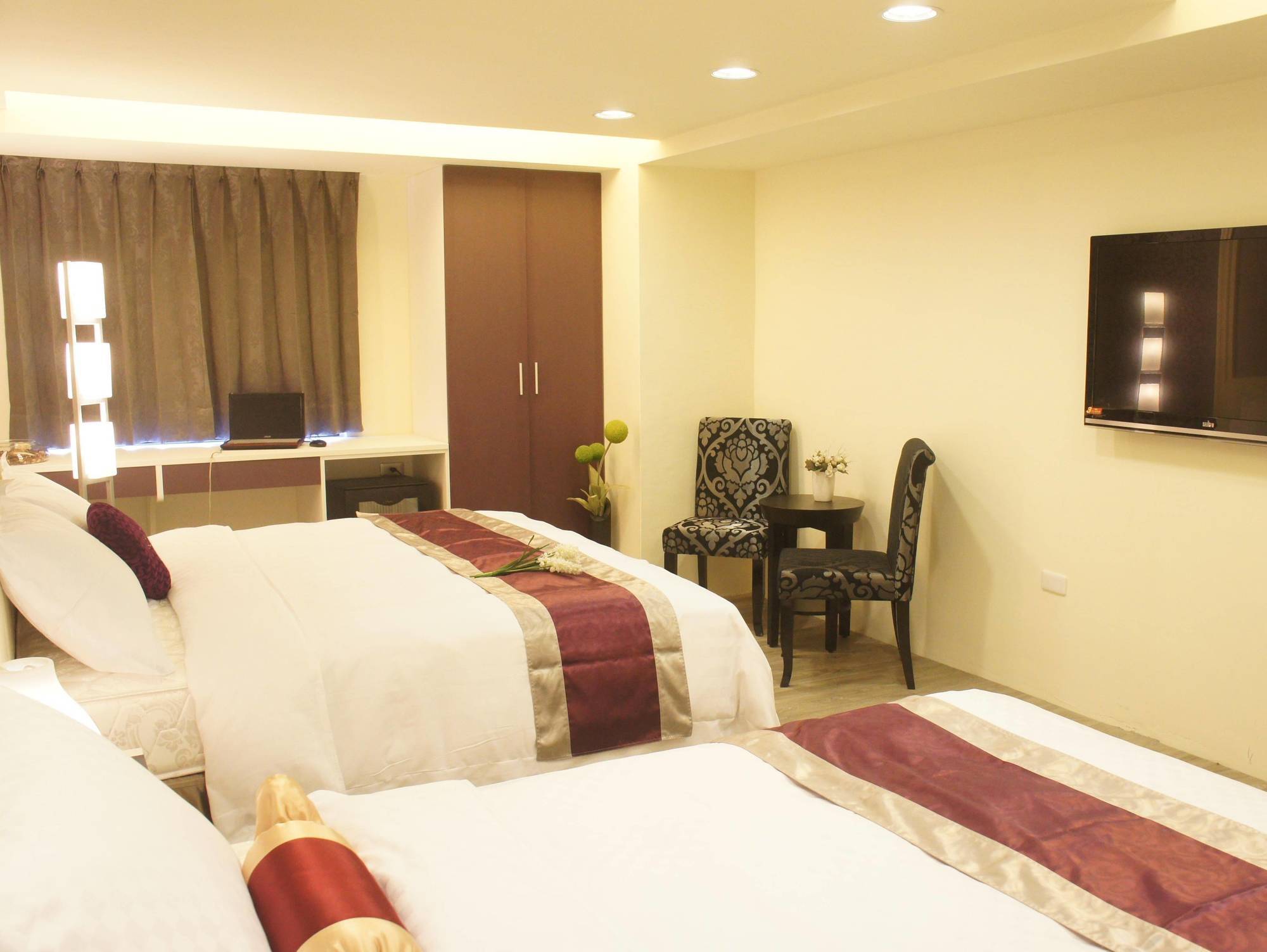 Taichung Saint Hotel Extérieur photo