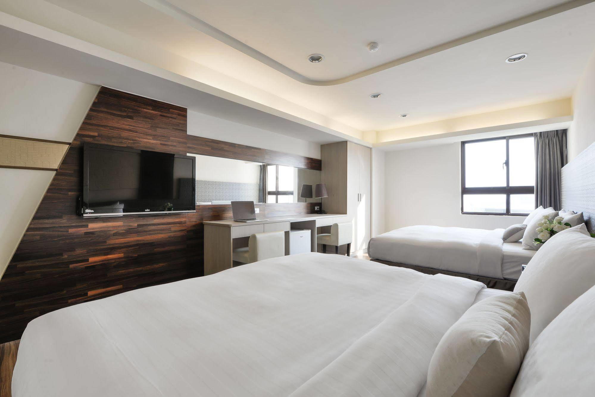 Taichung Saint Hotel Extérieur photo