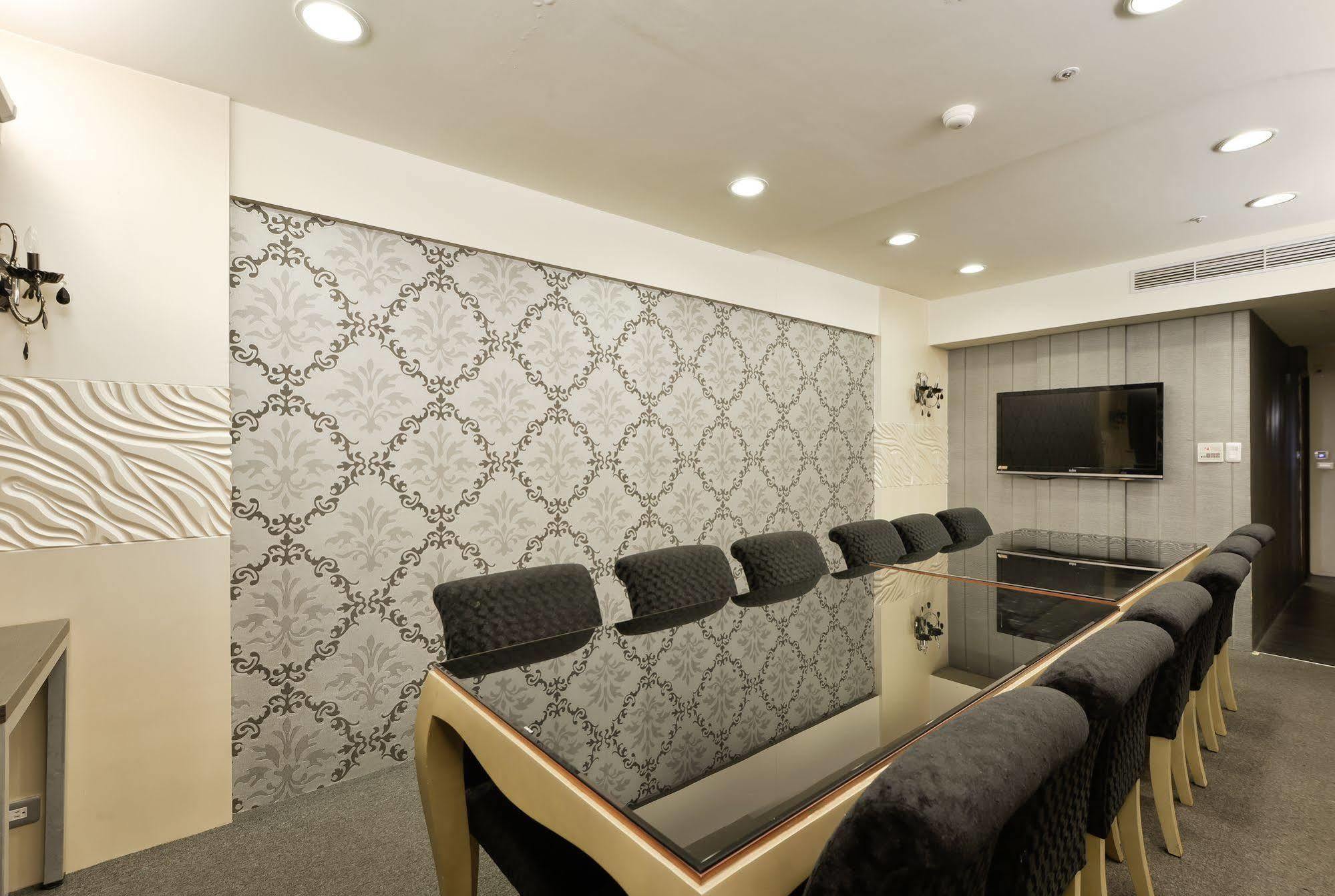 Taichung Saint Hotel Extérieur photo