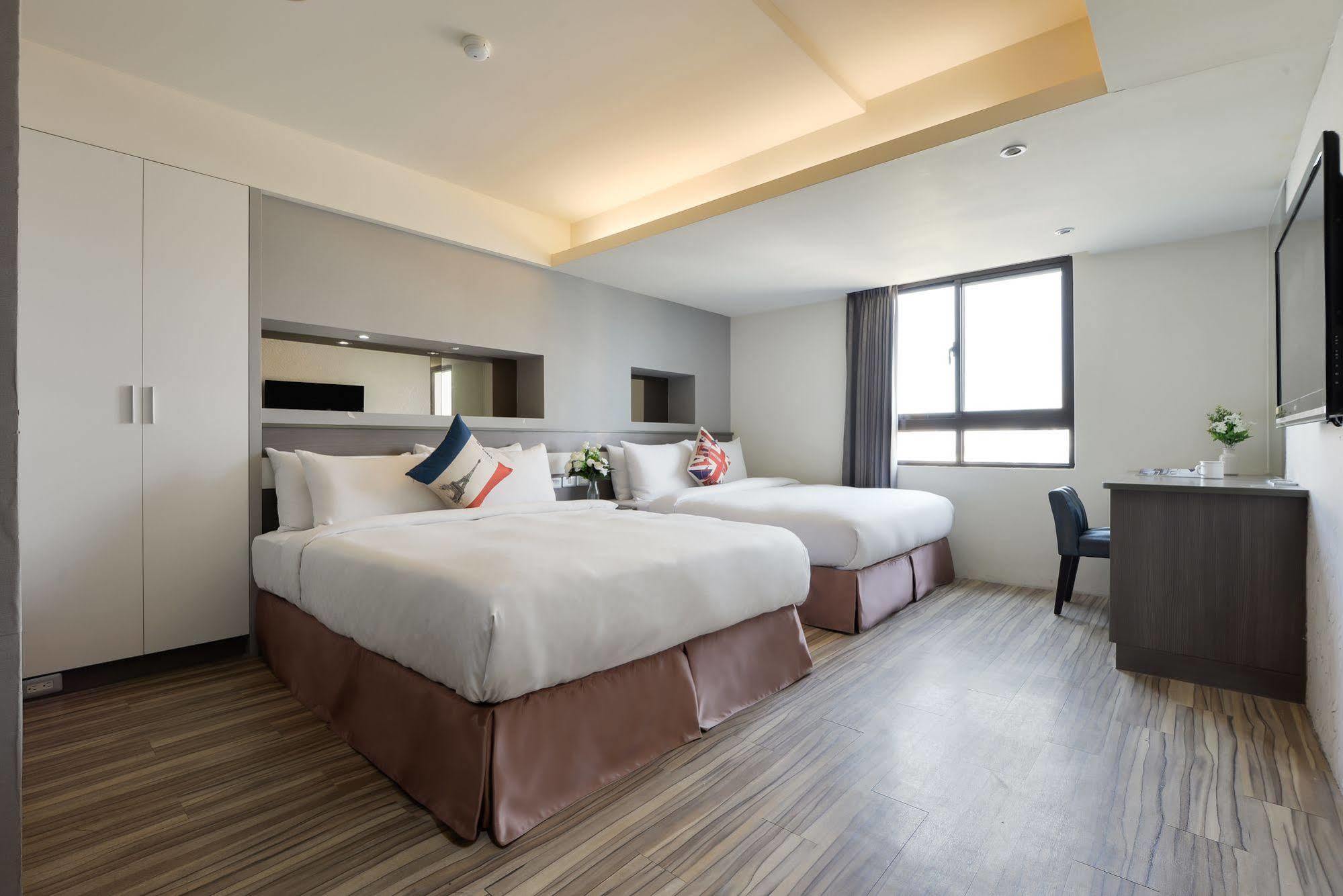 Taichung Saint Hotel Extérieur photo