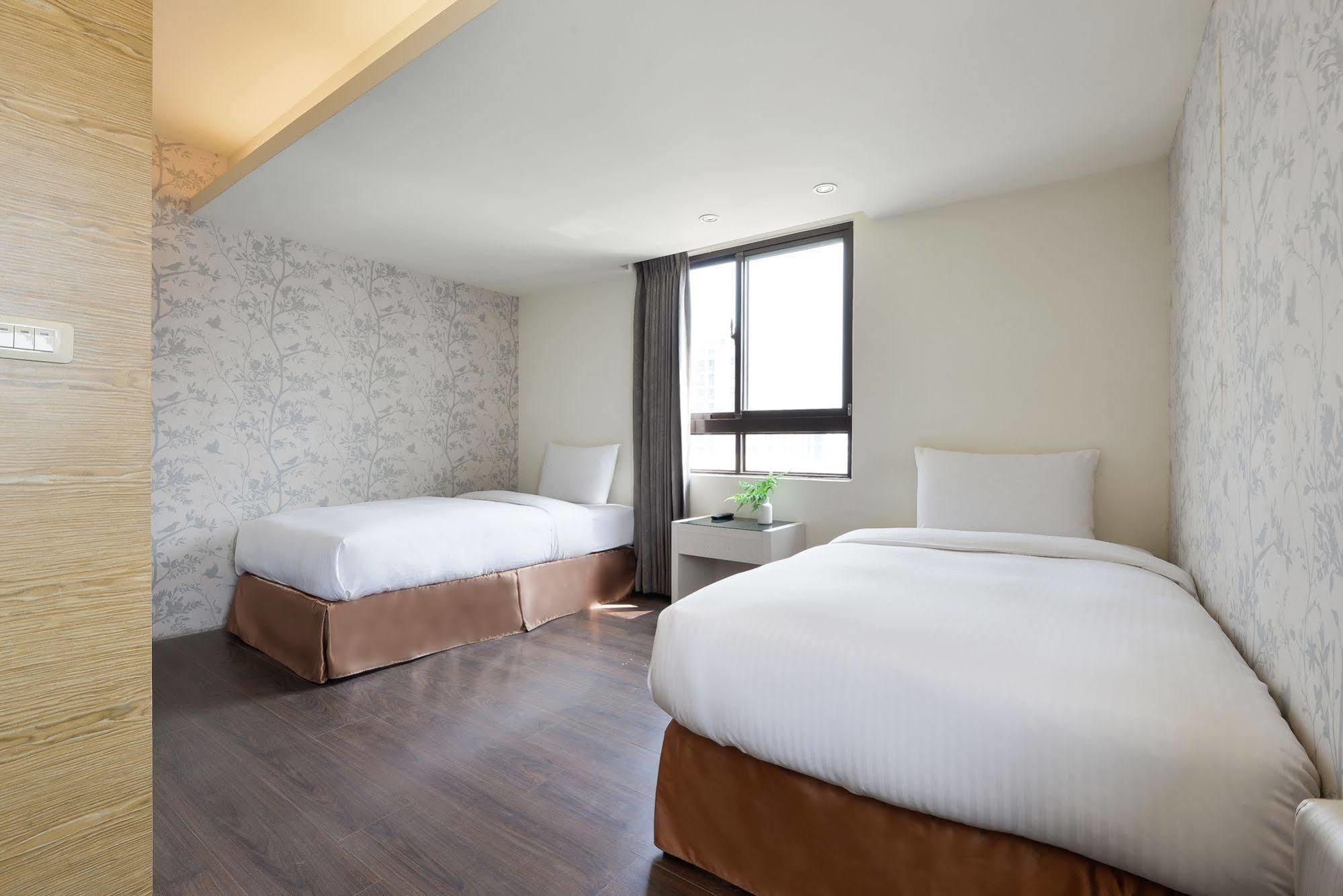 Taichung Saint Hotel Extérieur photo