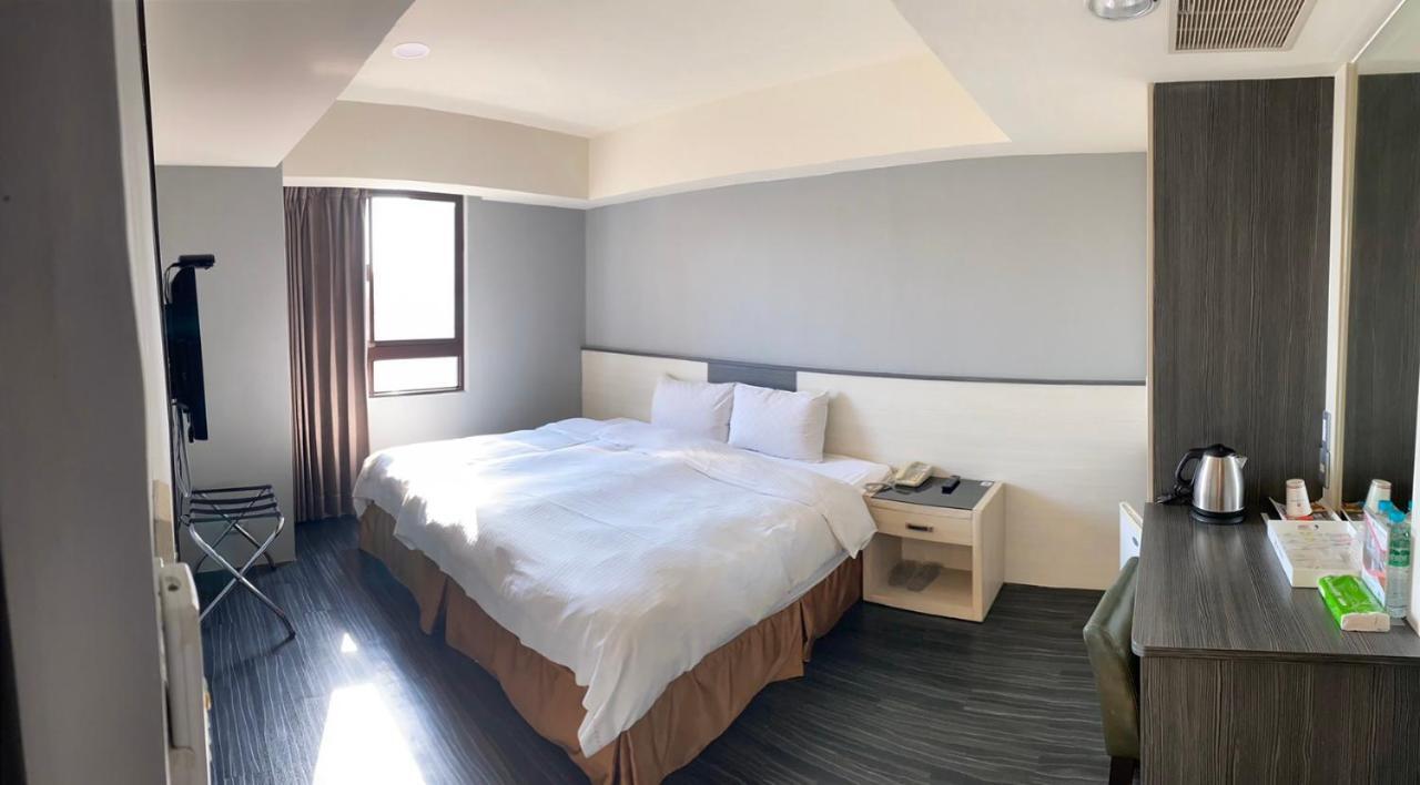 Taichung Saint Hotel Extérieur photo